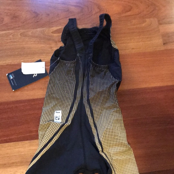 TYR Competition Fastsuit - Picture 5 of 7